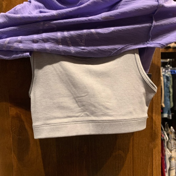 Tank top with built in bra - Picture 5 of 5